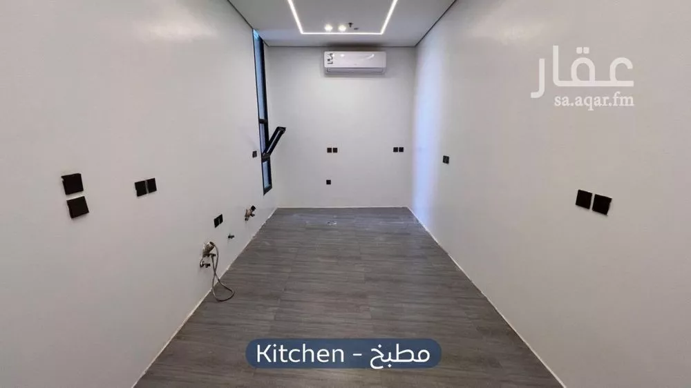 شقة 3 غرف في الرمال 5