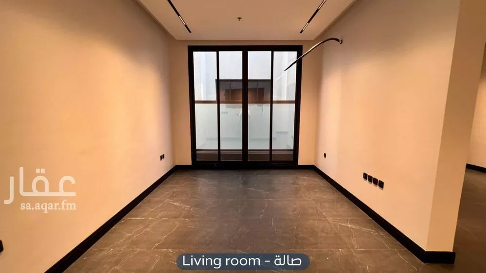 5 bedroom apartment in Al Rimal, Riyadh 9