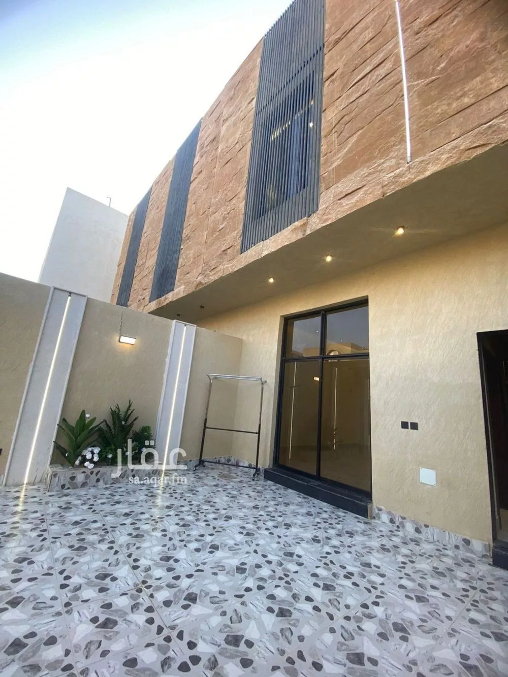 فيلا 5 غرف في طويق 3