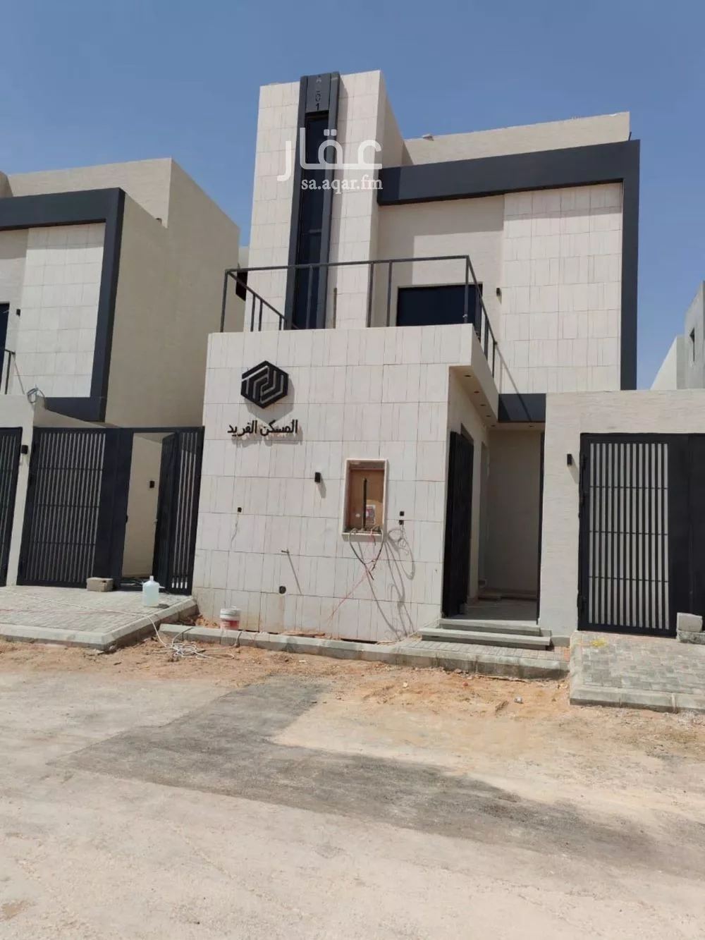 شقة 5 غرف في الرمال 1