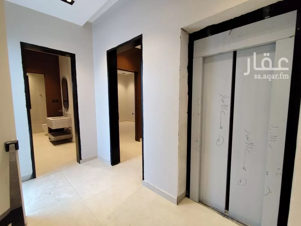 3 bedroom floor in Al Yarmouk 2