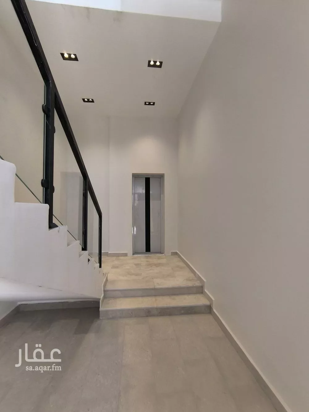 دور 4 غرف في الخليج 3