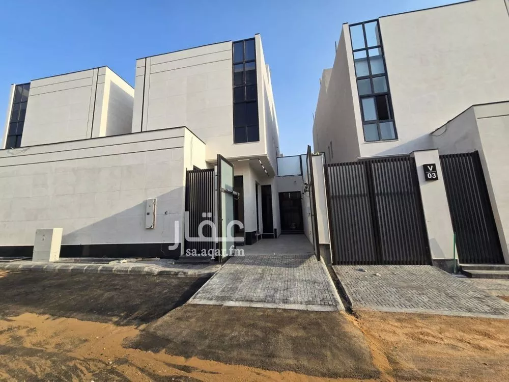 فيلا 5 غرف في الشرق 1