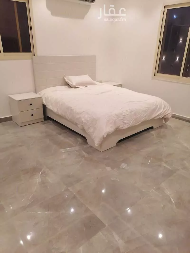 شقة 1 غرف في الملقا 5