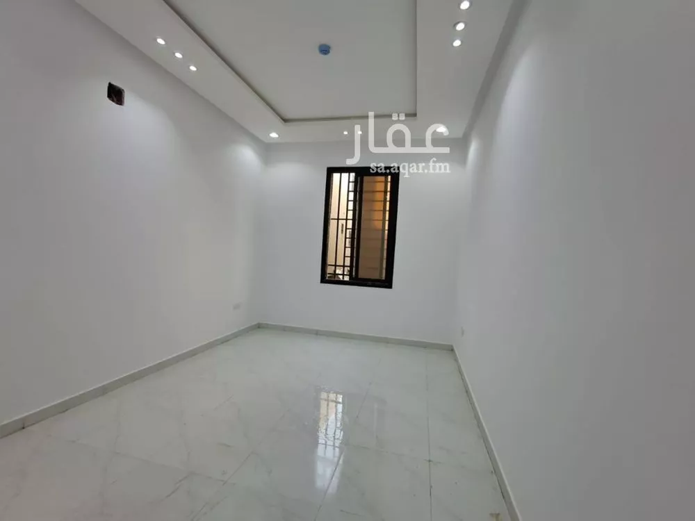 4 bedroom apartment in Al Rimal 5