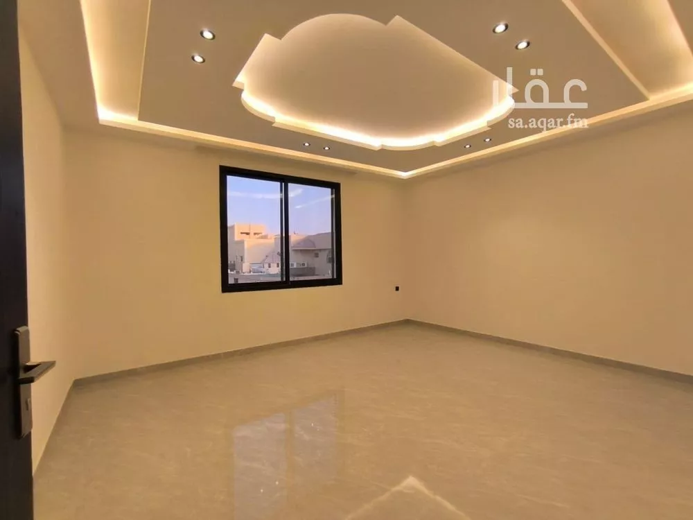 4 bedroom floor in Badr 4