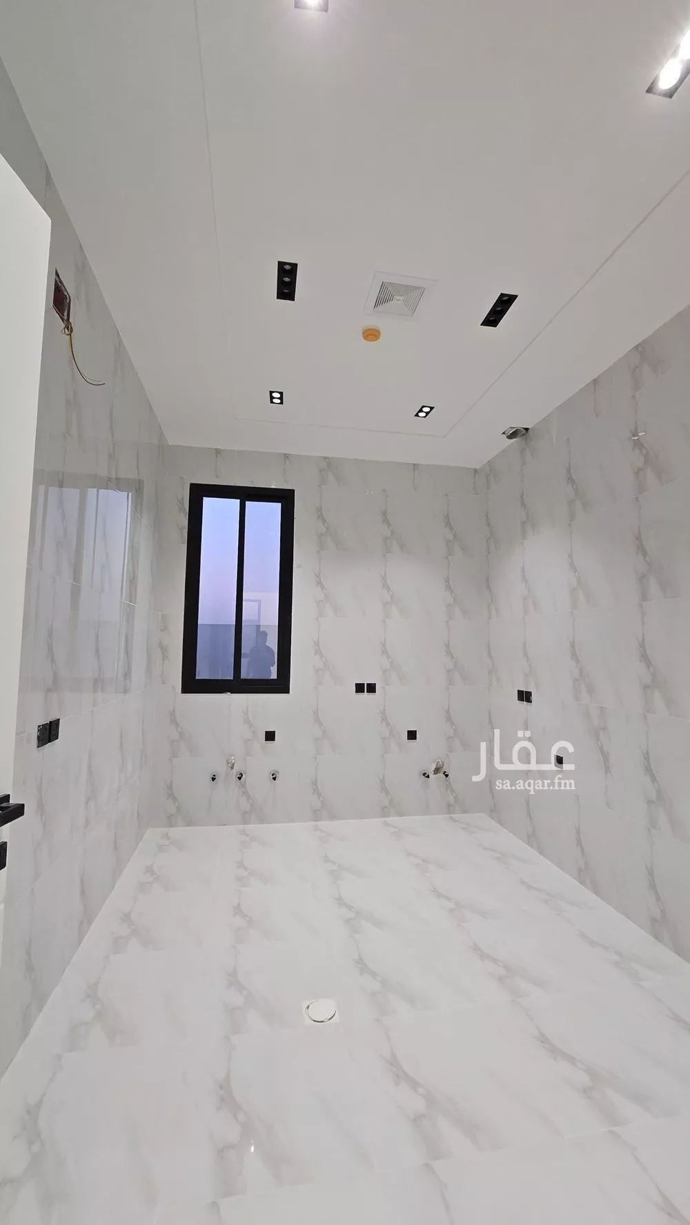 شقة 4 غرف في الزهرة 4