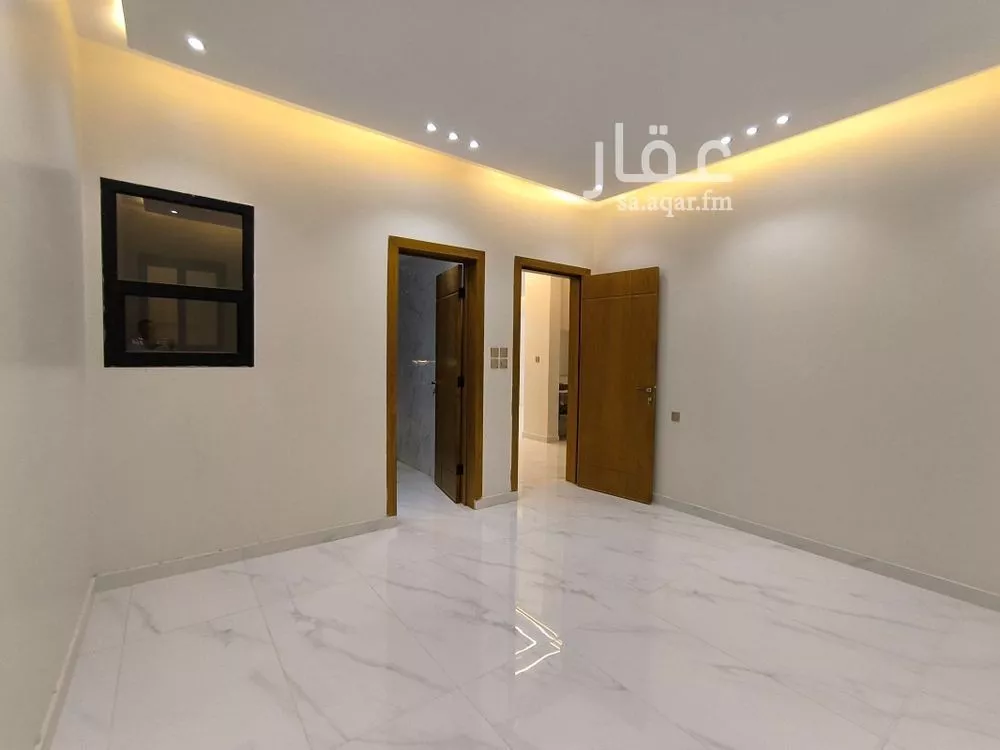 6 bedroom floor in Okaz 4