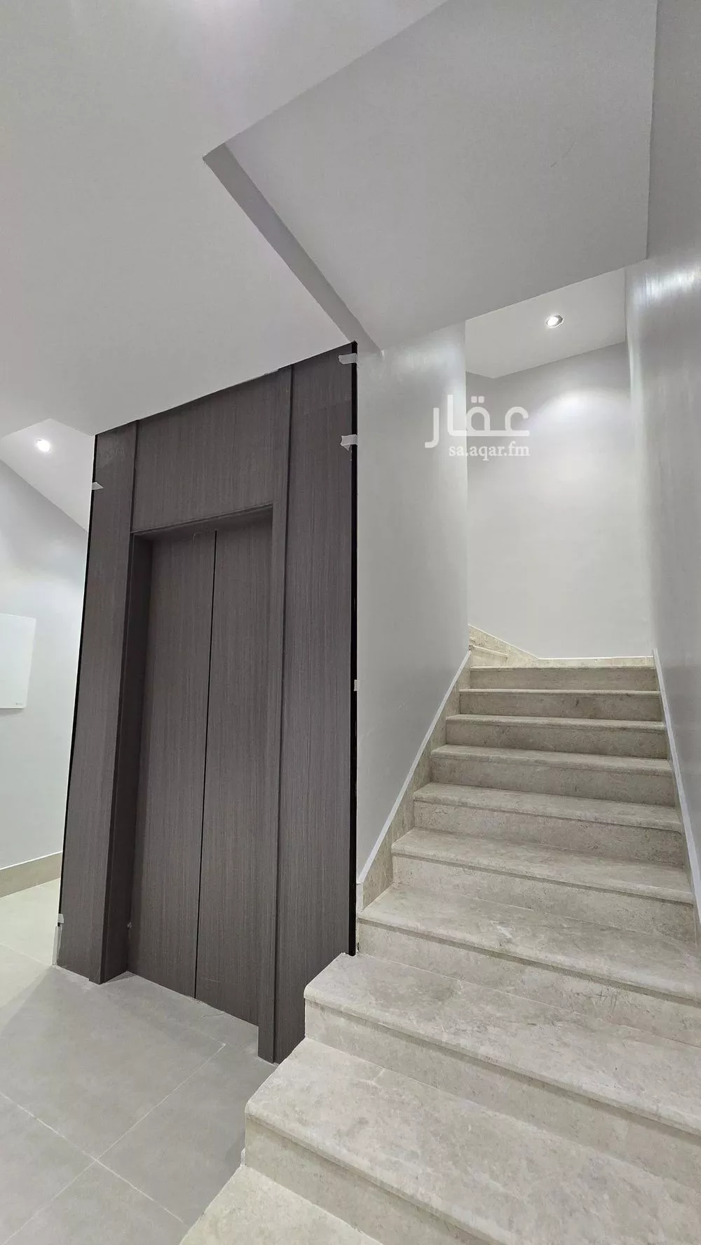 فيلا 5 غرف في العريجاء الغربية 5