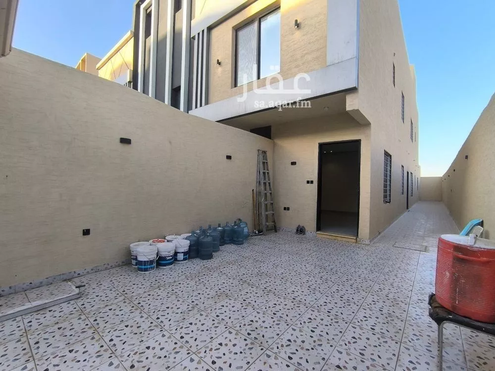 5 bedroom floor in Okaz 3