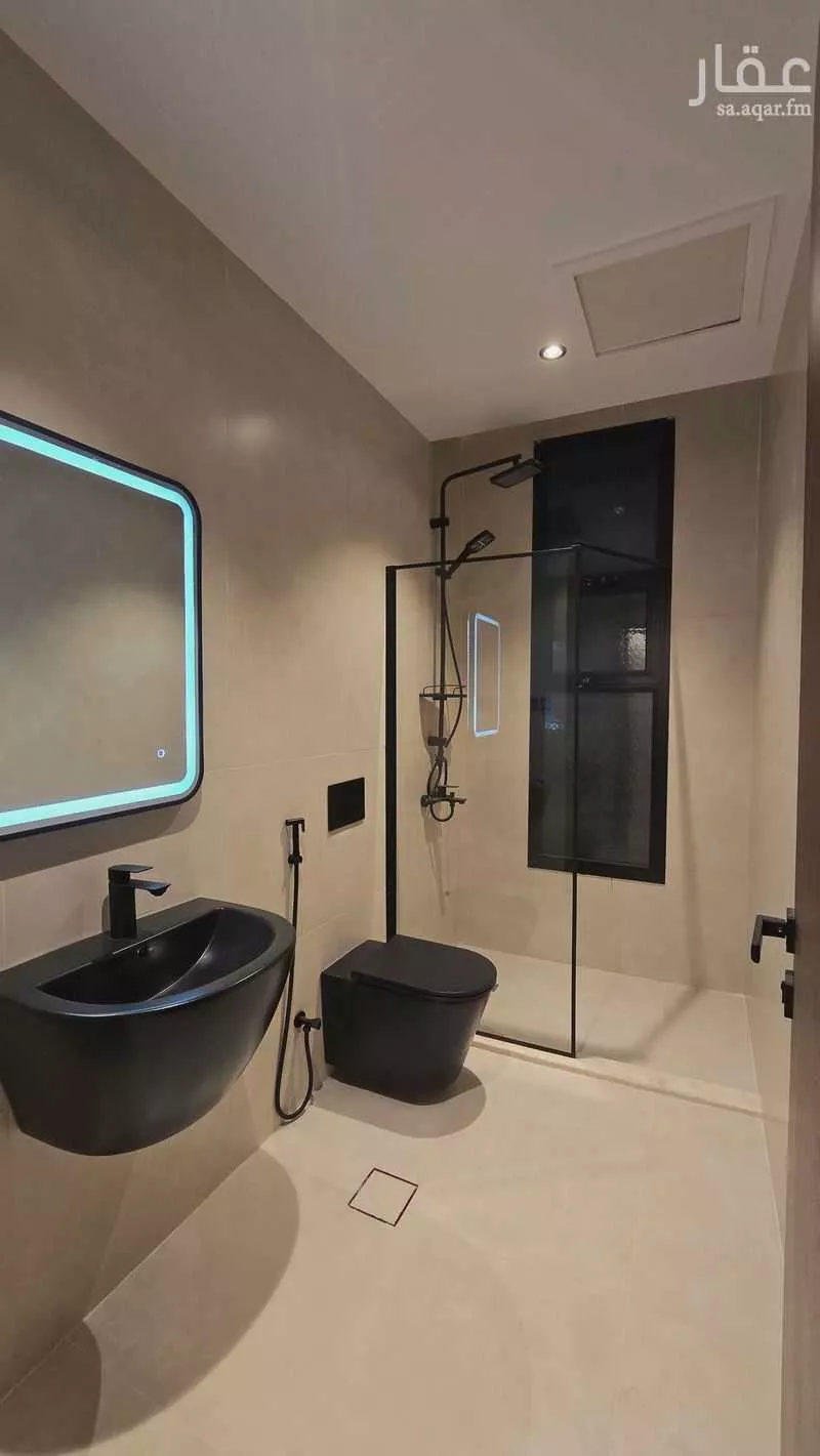 شقة 6 غرف في النزهة، جدة 13