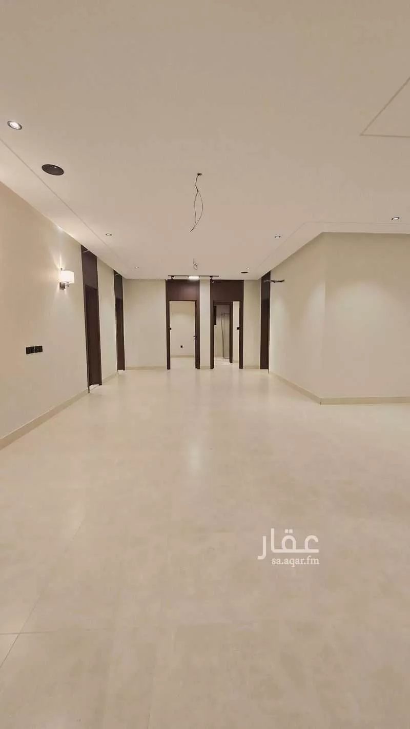 شقة 5 غرف في النزهة 1