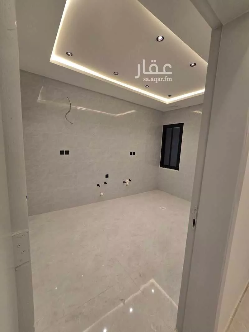 عمارة 294 م² في الملك فهد 3