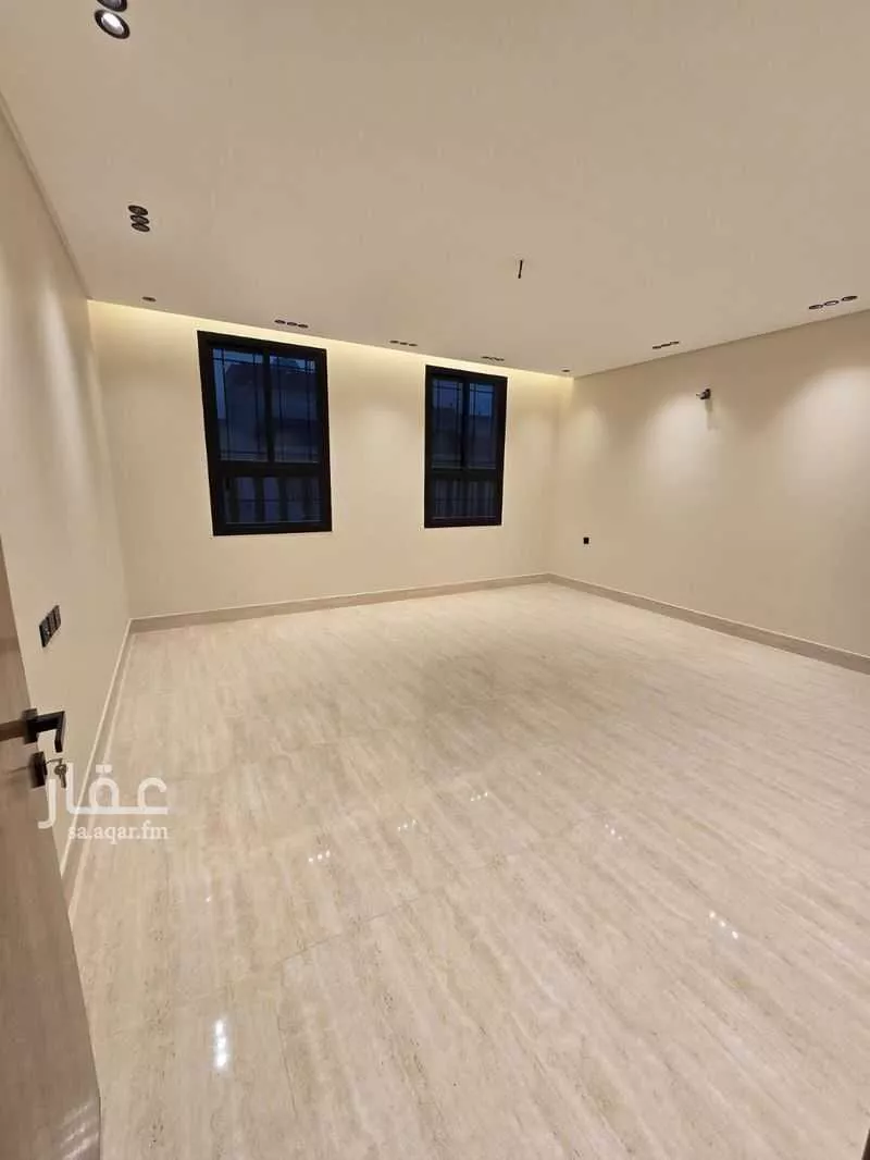 عمارة 294 م² في الملك فهد 2