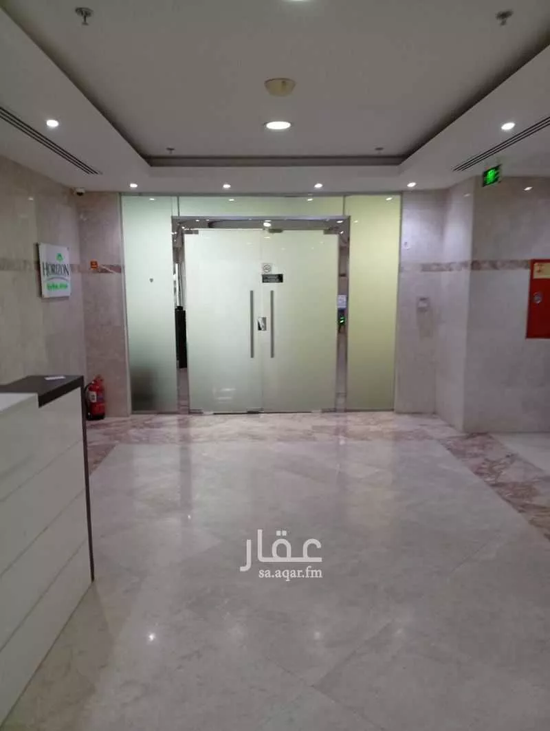 عمارة 450 م² في العليا 5