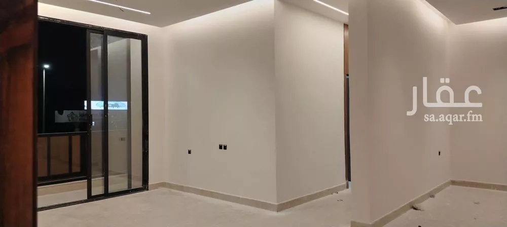 شقة 7 غرف في الامير محمد بن سعود 4