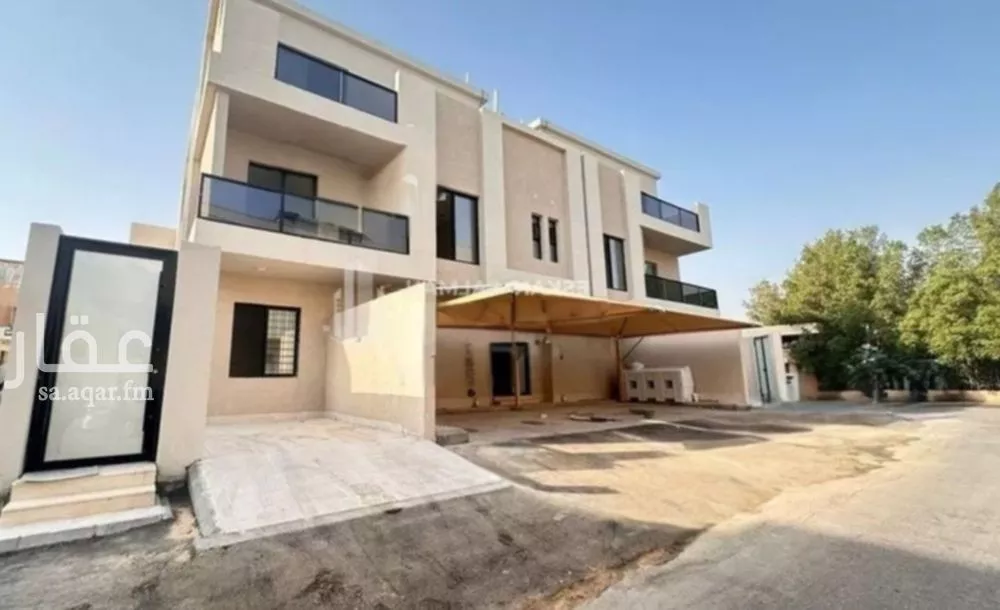 شقة 7 غرف في الامير محمد بن سعود 1