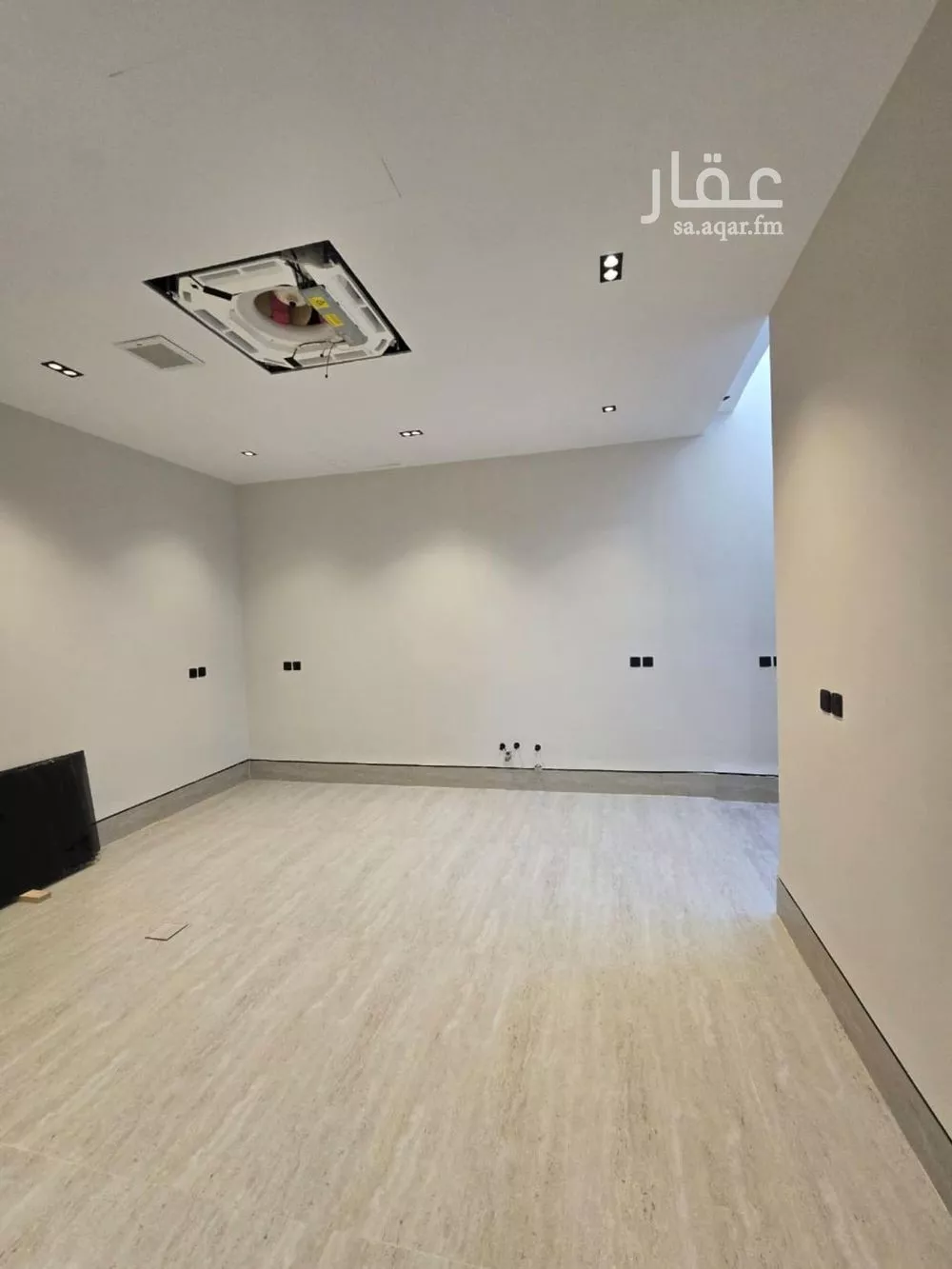 فيلا 5 غرف في النرجس 5