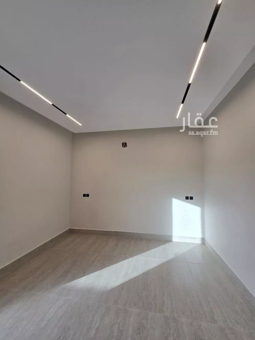 فيلا 5 غرف في النرجس 3