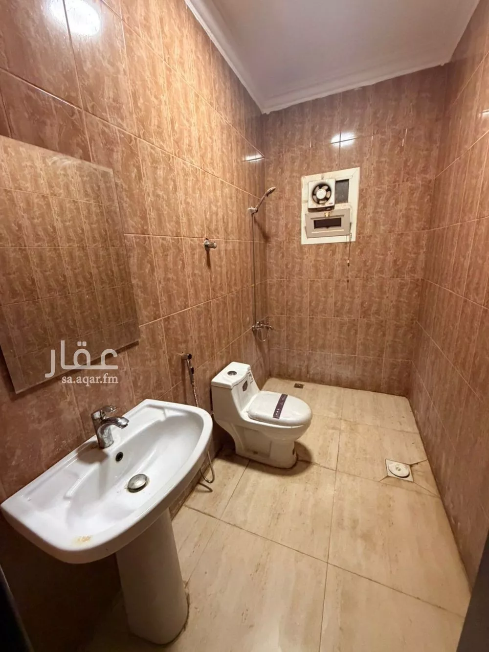 شقة 3 غرف في العارض 5