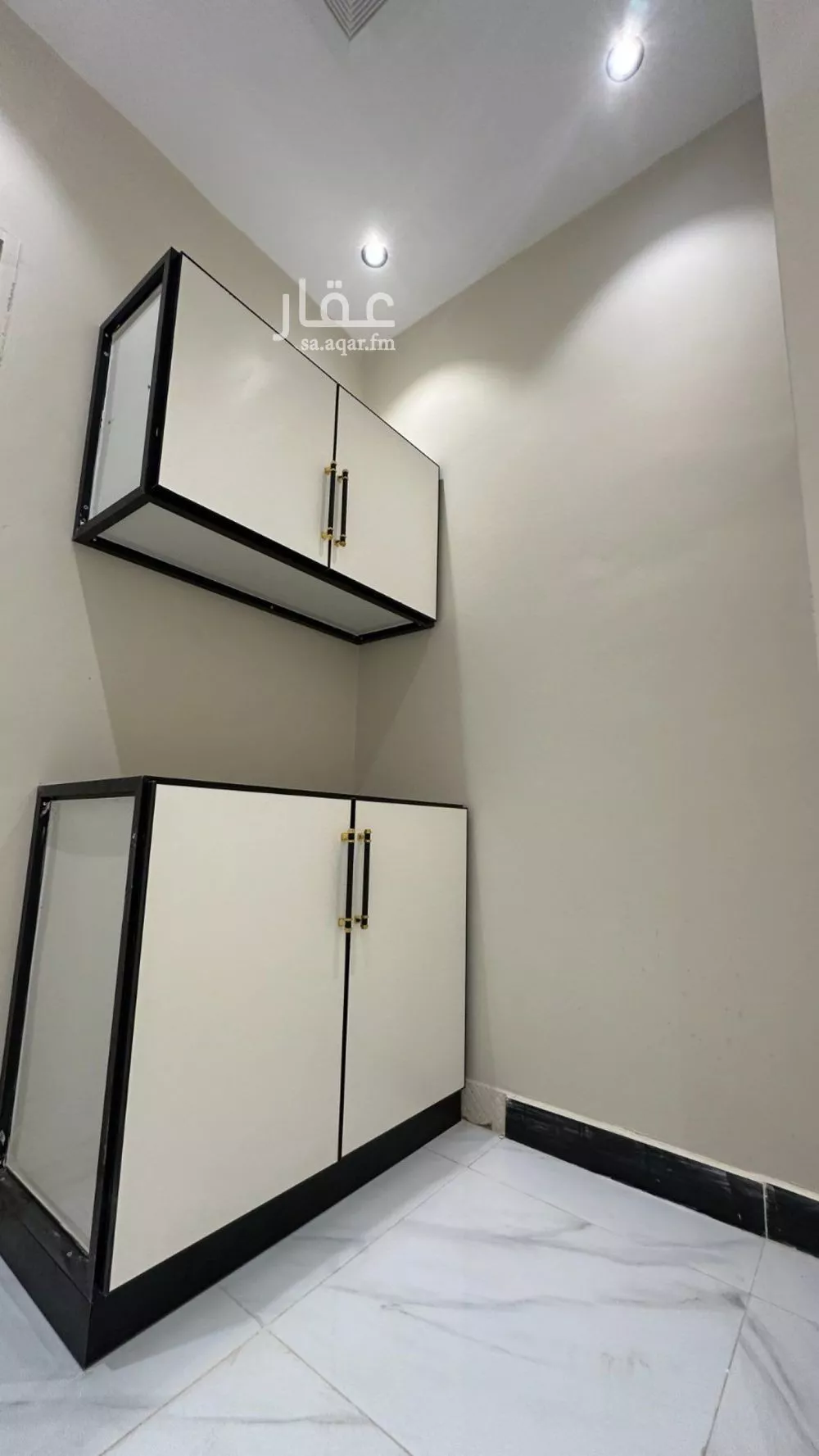 شقة 1 غرف في الخليج 4