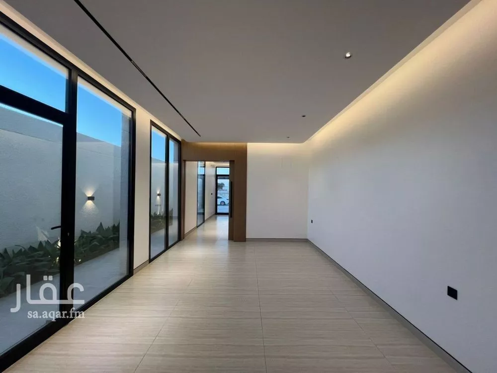 4 bedroom floor in Al Aridh 5