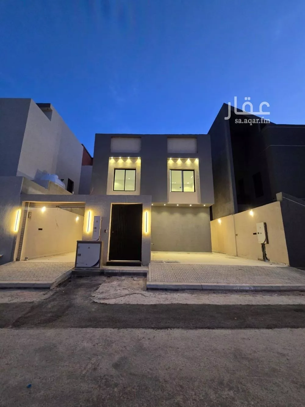 دور 4 غرف في عكاظ