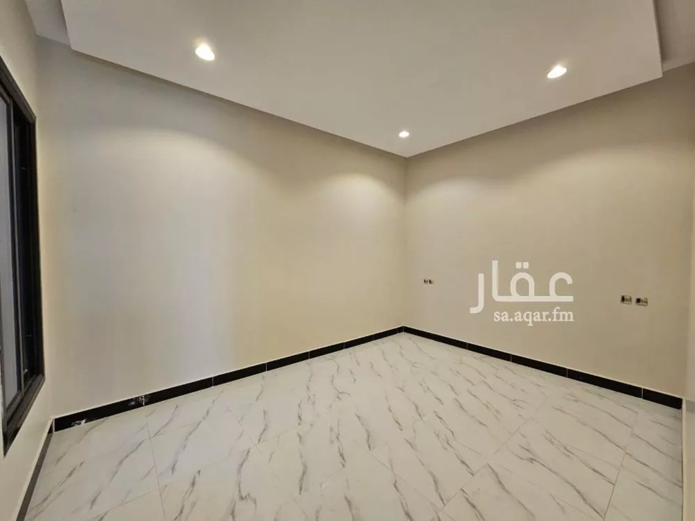 فيلا 5 غرف في ظهرة لبن 4