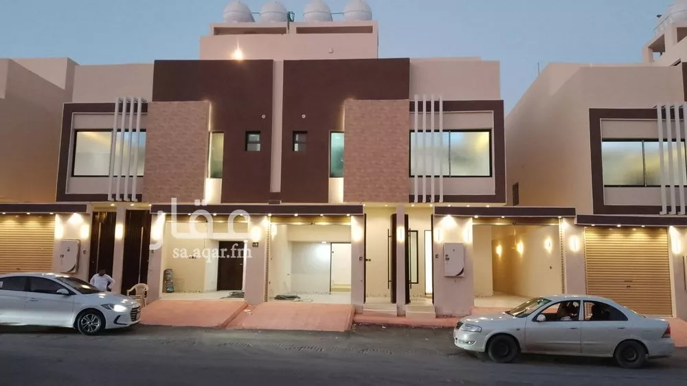 فيلا 5 غرف في طيبة