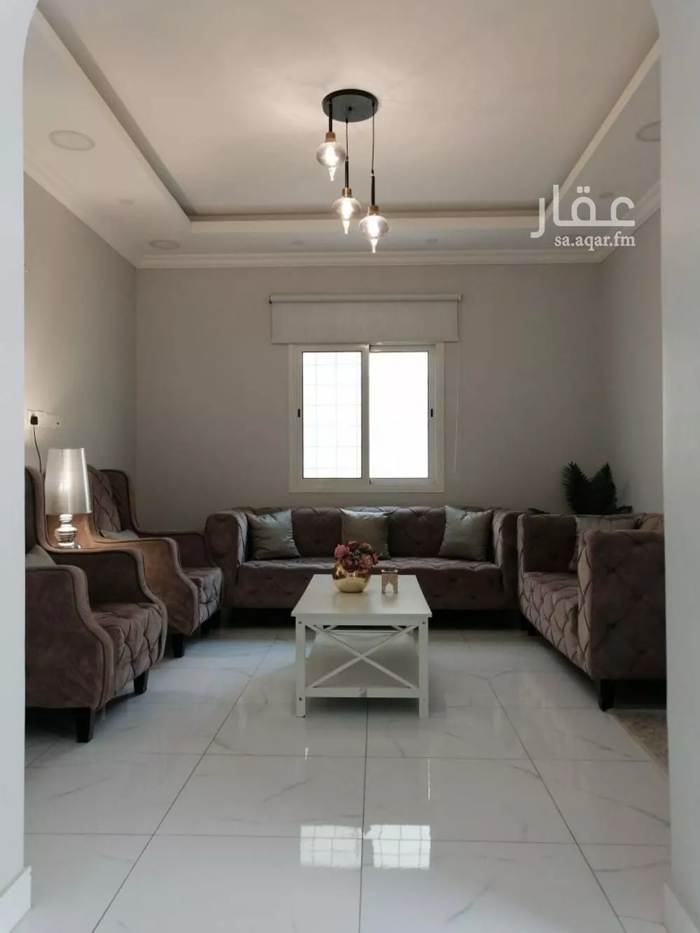 فيلا 6 غرف في الامواج 2