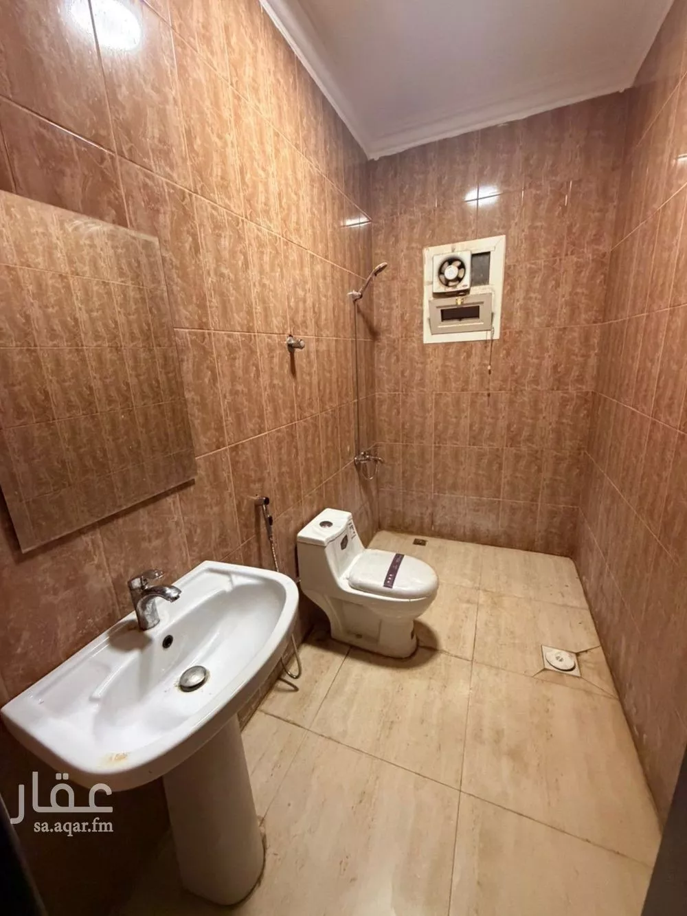 شقة 1 غرف في العارض 4