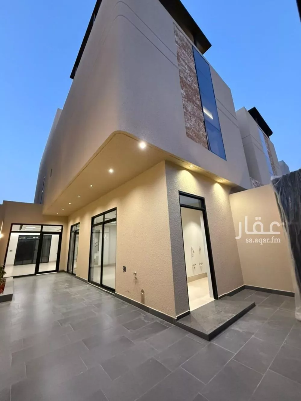 فيلا 4 غرف في النرجس 1