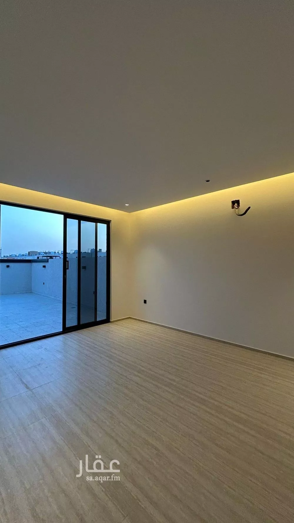 4 bedroom duplex in Al Nahda 5