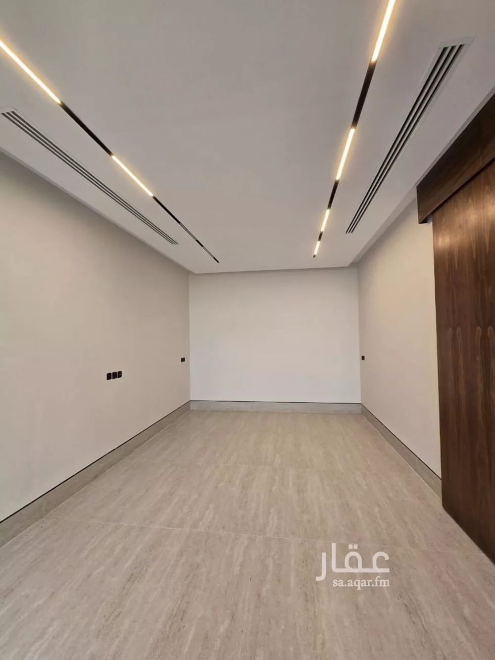 فيلا 4 غرف في النرجس 4