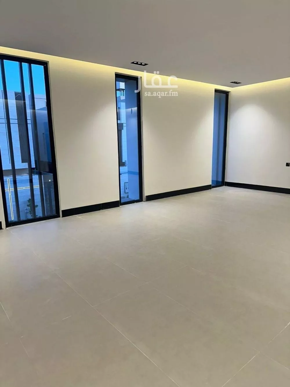 فيلا 4 غرف في الرمال 2