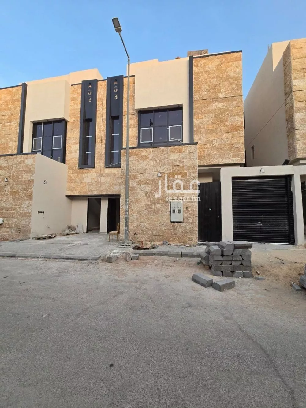 3 bedroom floor in Al Khaleej