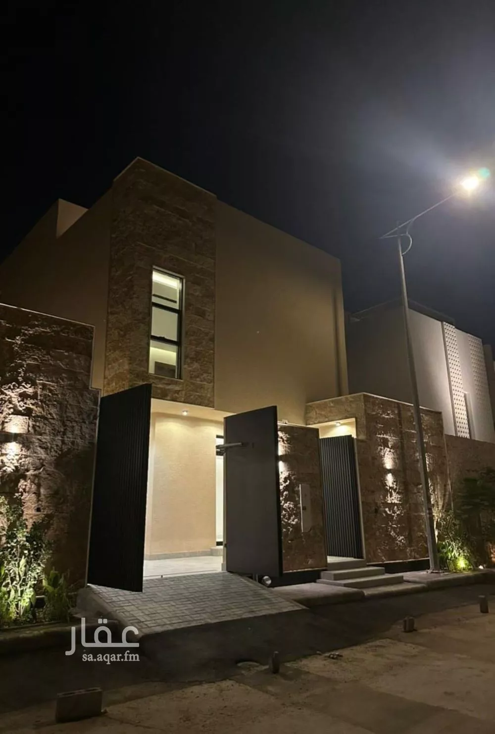 فيلا 4 غرف في النرجس