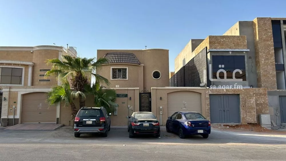 فيلا 10 غرف في الملقا 1