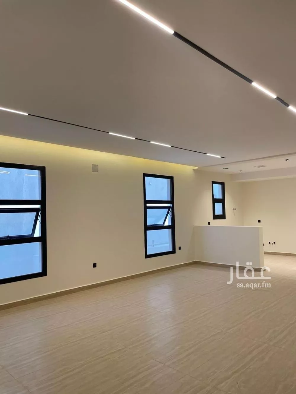 3 bedroom floor in As Suwaidi Al Gharabi 3