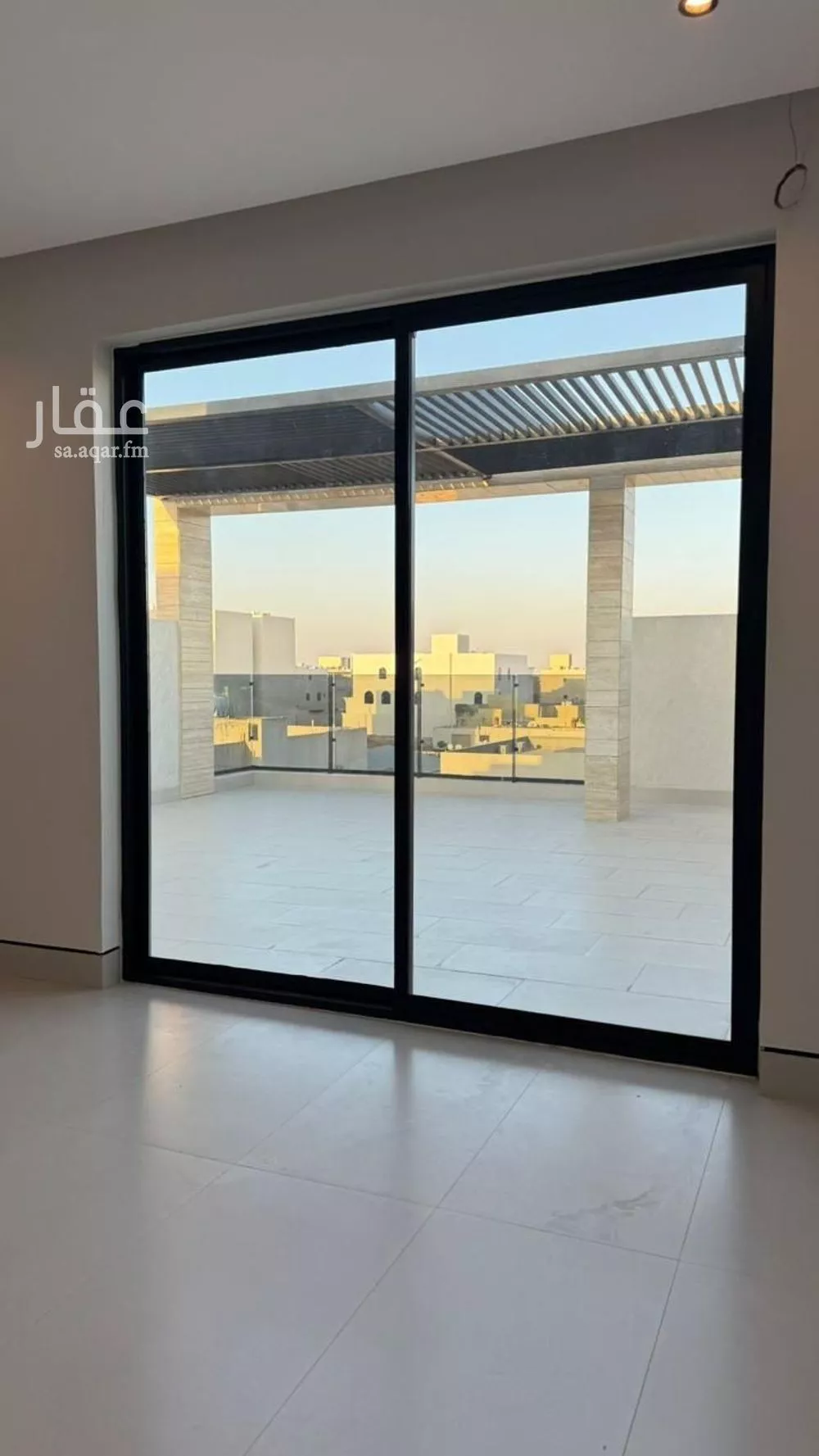 فيلا 6 غرف في المهدية 5