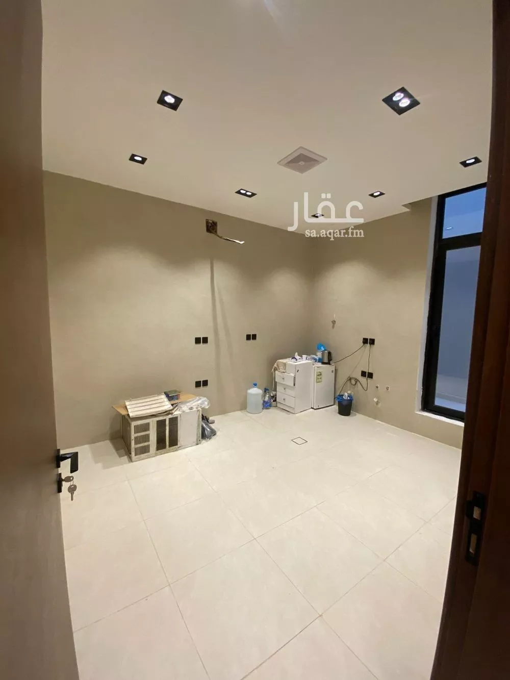 فيلا 4 غرف في المهدية 5