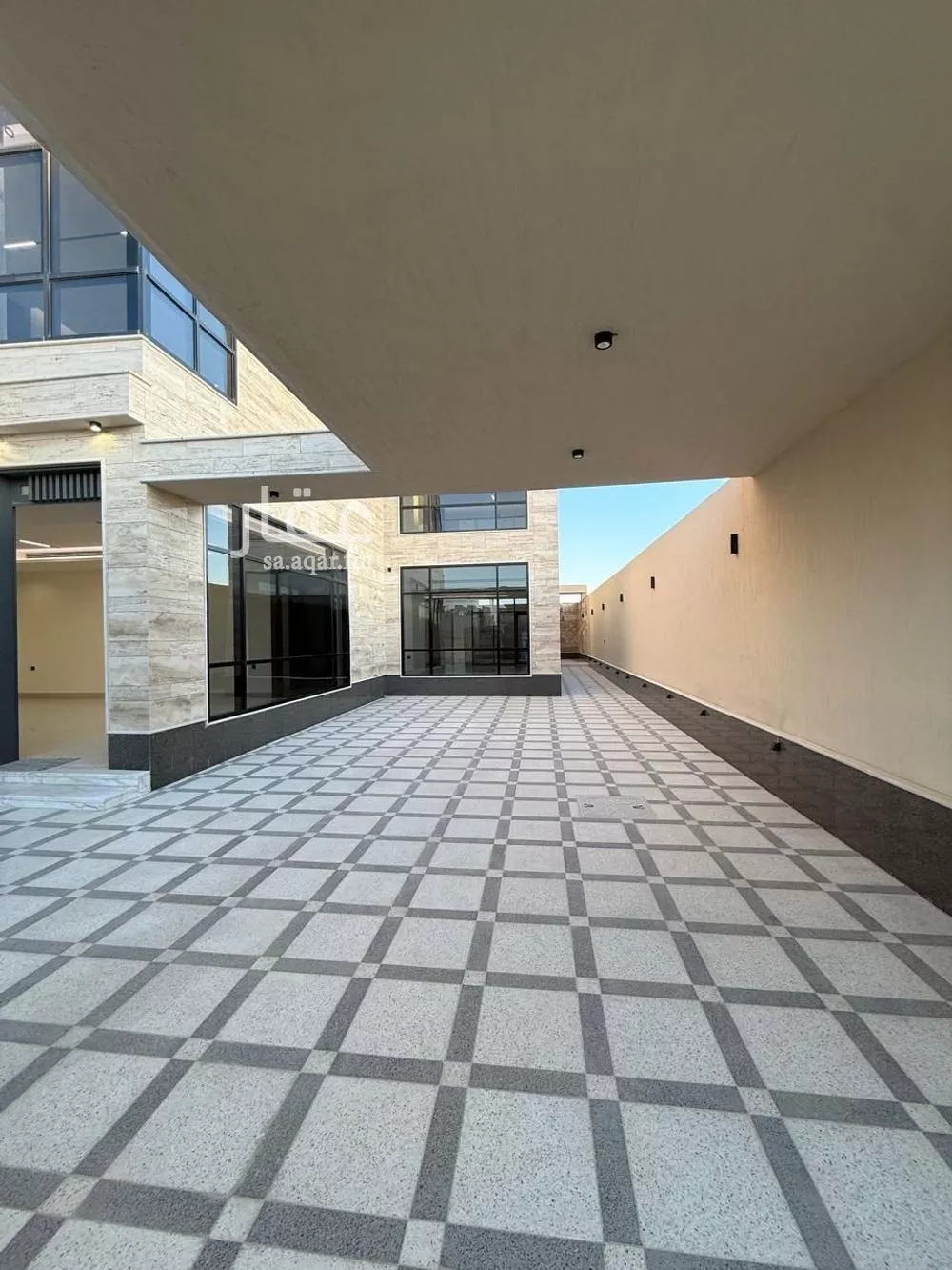 فيلا 6 غرف في المهدية 4