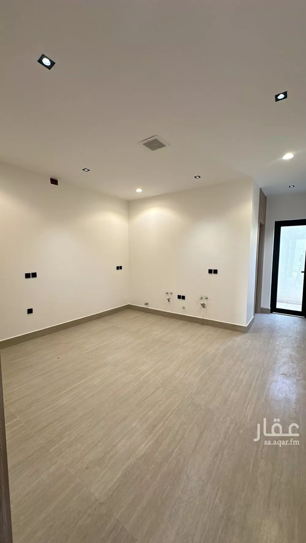 فيلا 5 غرف في المهدية 4