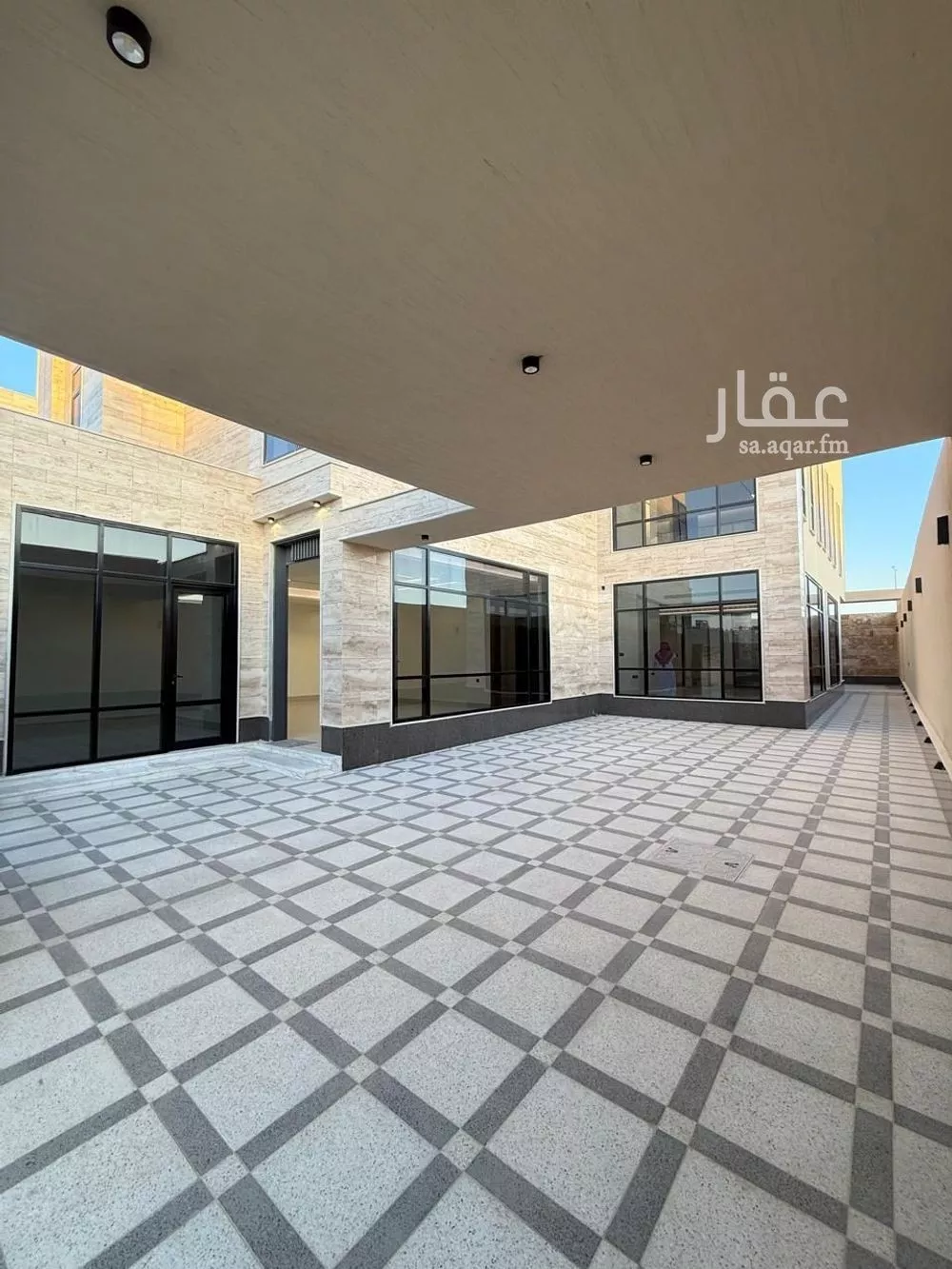 فيلا 6 غرف في المهدية 3