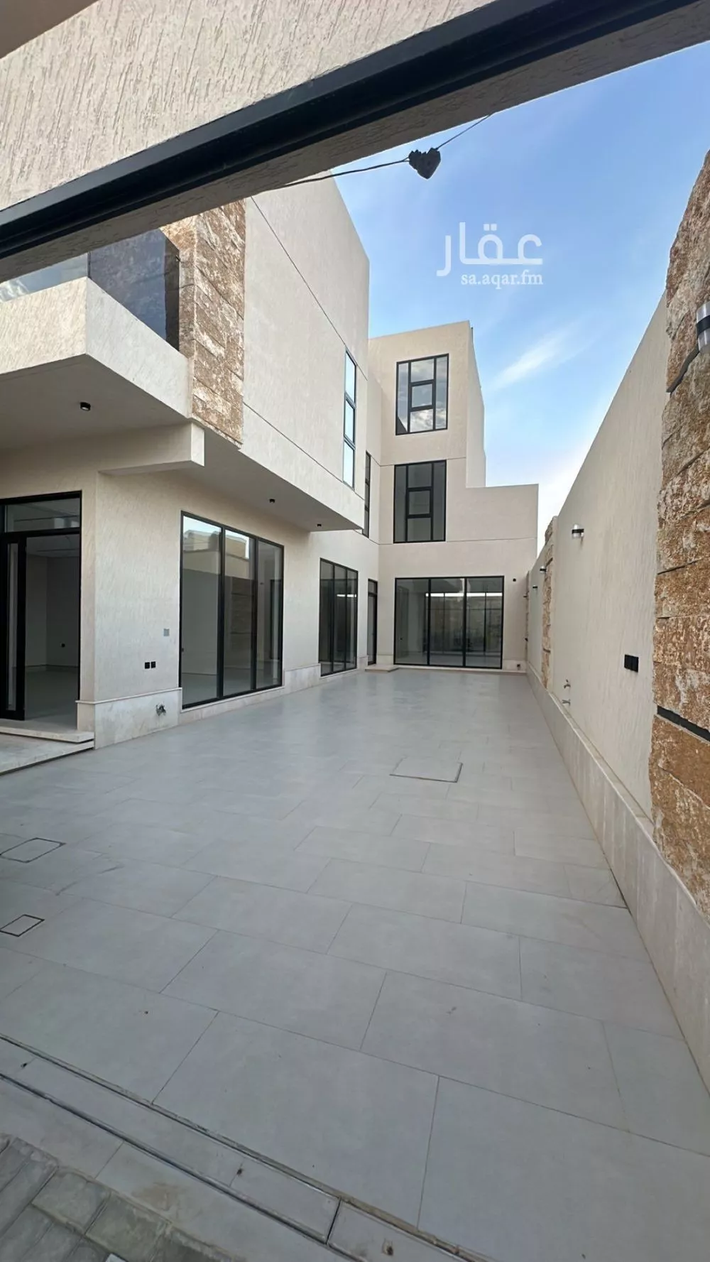 6 bedroom villa in Al Mahdiyyah 3