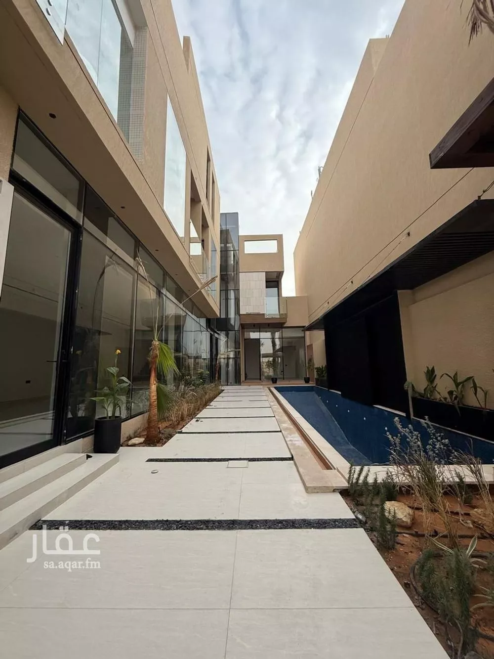 6 bedroom villa in Al Mahdiyyah 3