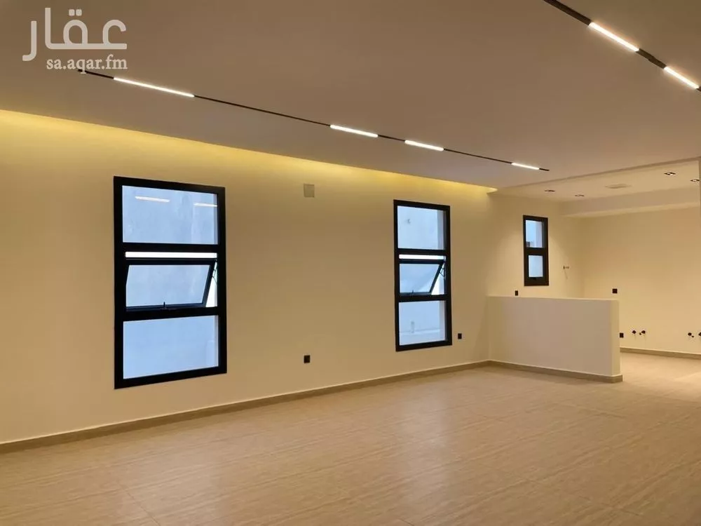 3 bedroom floor in As Suwaidi Al Gharabi 4