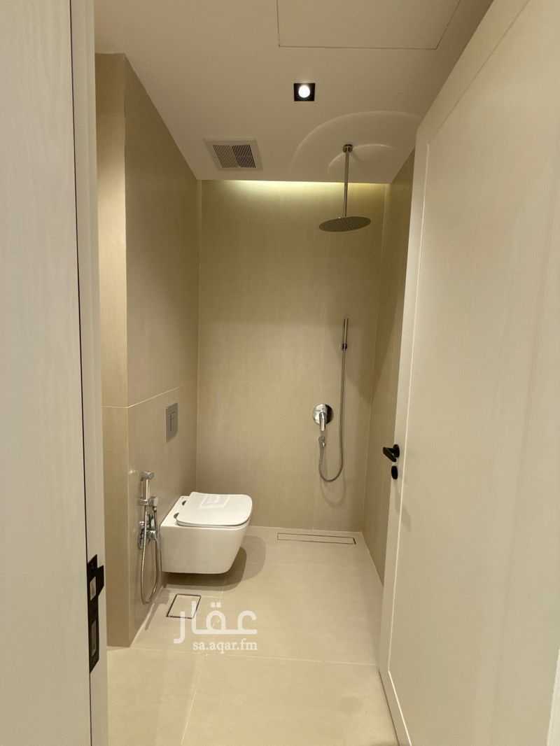 5 bedroom villa in Al Safa, Riyadh 16