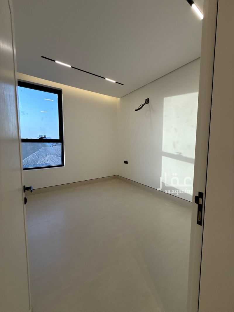 5 bedroom villa in Al Safa, Riyadh 10
