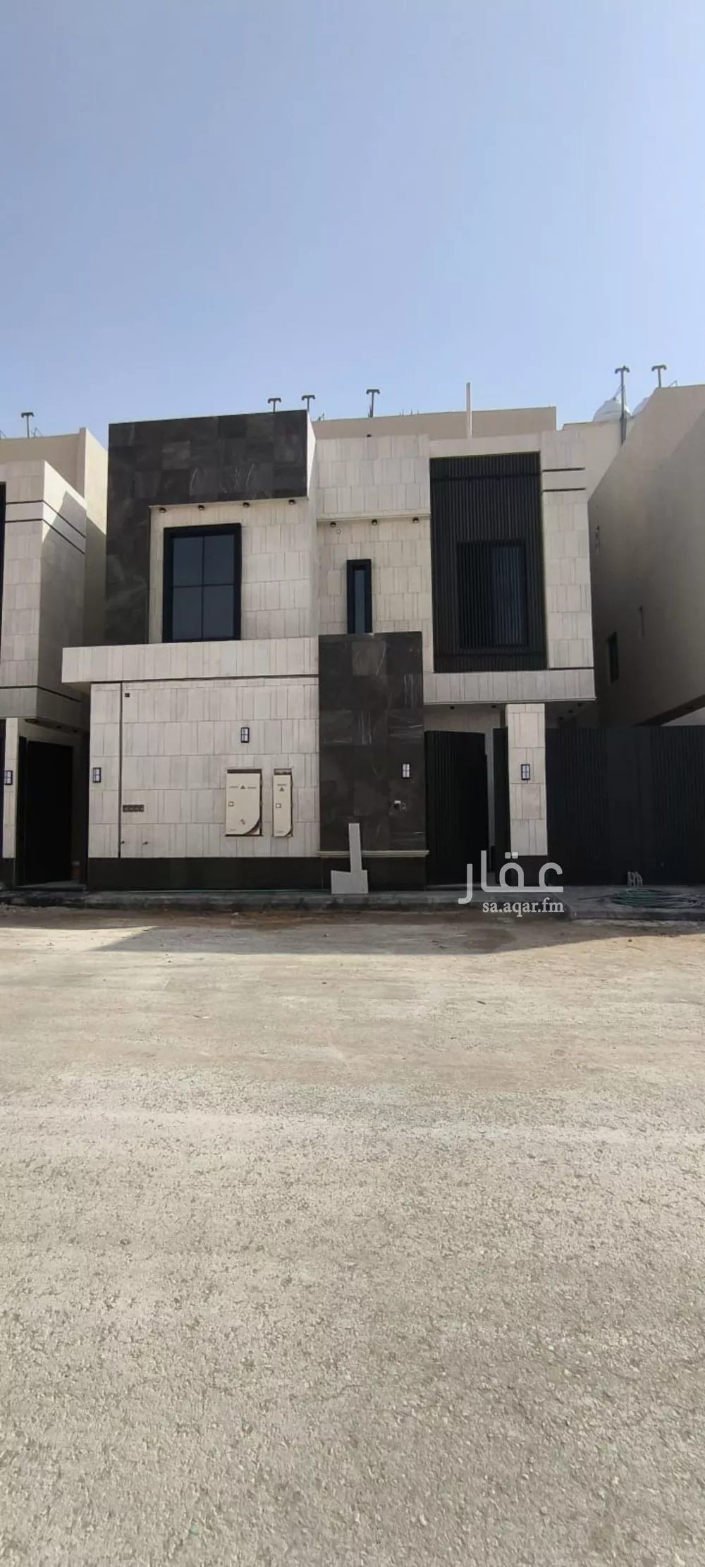5 bedroom floor in Ash Sharq 1